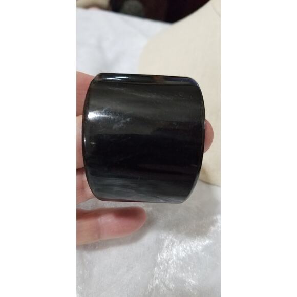 two's company made in India 2" w/1" opening bracelet 1.1563 - Picture 5 of 9